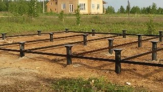 Установка и монтаж - винтовые сваи в Ржеве для свайного фундамента дома. Цена от 2080 руб - видео закручивание